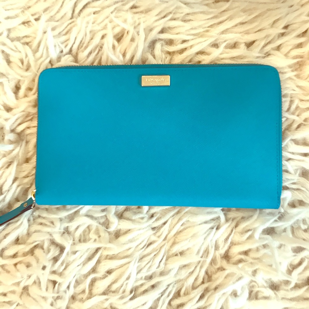 COPY - Kate Spade never used wallet